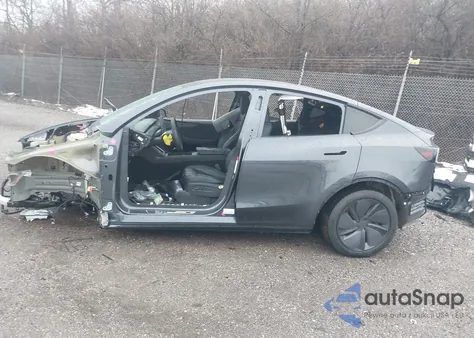 2026 Tesla Model Y Long Range Launch Series/Premium All-Wheel Drive from USA, damaged, VIN 7SAYGDEE8TA459793